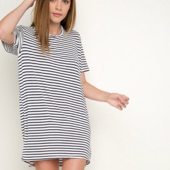 Brandy Melville Dresses & Skirts - Brandy Melville striped black white shirt dress
